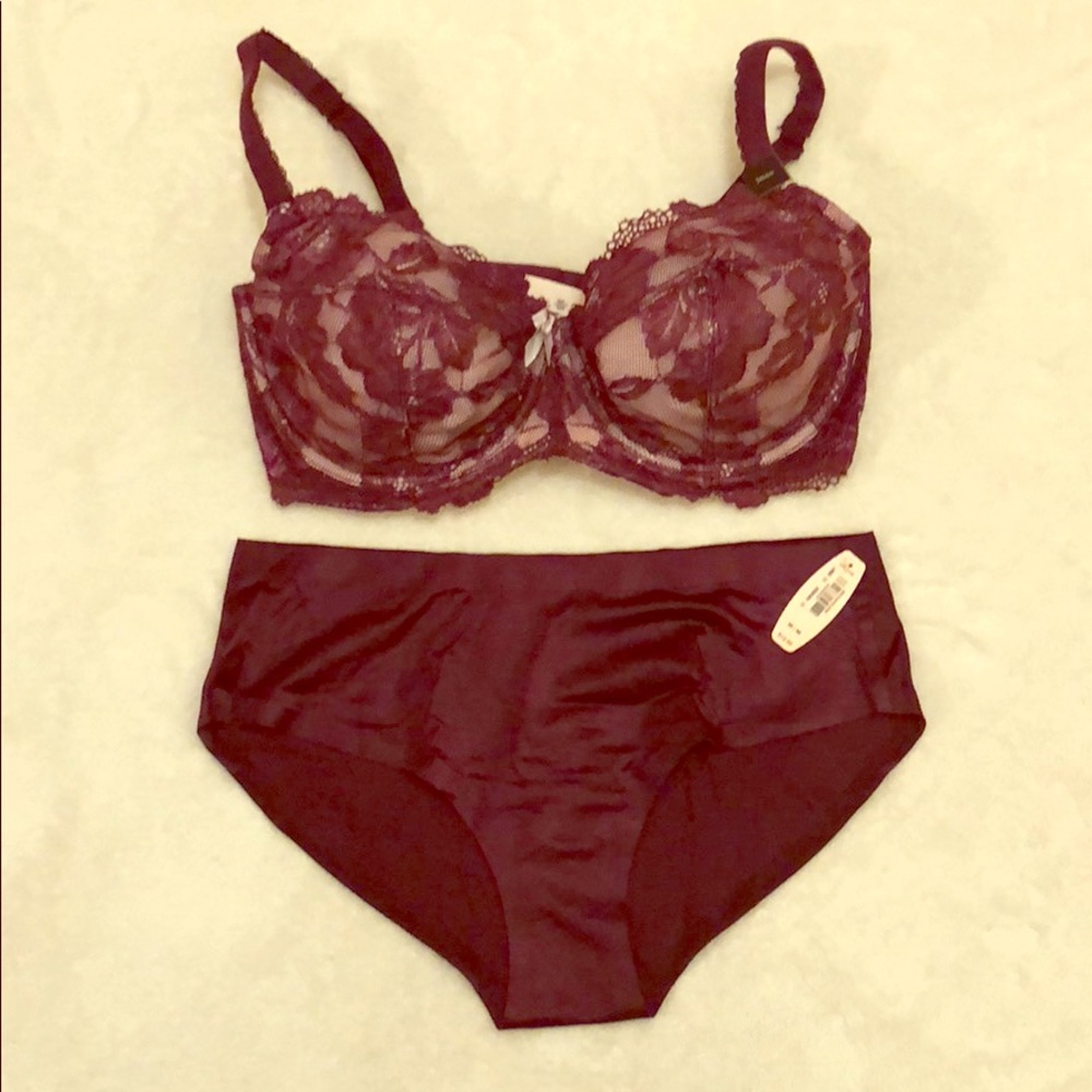 🆕 VS UNLINED Bra and Panty Bundle